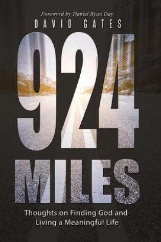 Cover of 924 Miles