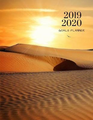 Book cover for 2019 2020 Adventure 15 Months Daily Planner