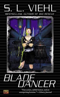 Book cover for Blade Dancer