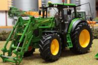 Cover of Tractors