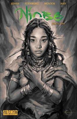 Book cover for Niobe: She Is Life