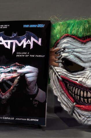 Cover of Batman: Death of the Family Book and Joker Mask Set