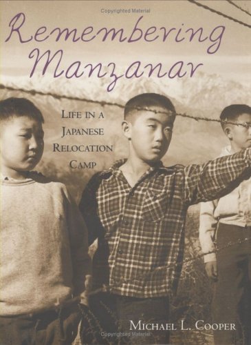 Book cover for Remembering Manzanar