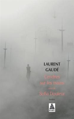 Book cover for Cendres sur les mains / Sofia douleur