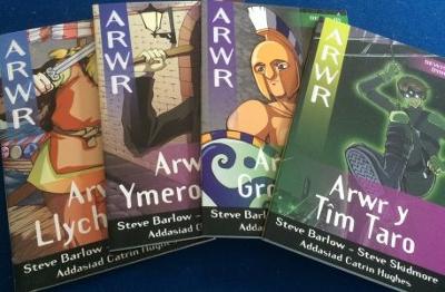 Book cover for Pecyn Arwr - Tim Taro, Llychlynwyr, Groegiaid, Ymerodraeth