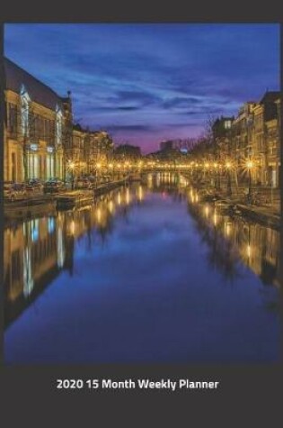 Cover of Plan On It 2020 Weekly Calendar Planner - Canal and Streets Of Home