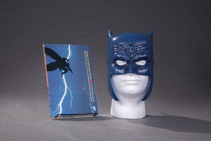 Book cover for Batman: The Dark Knight Returns Book and Mask Set