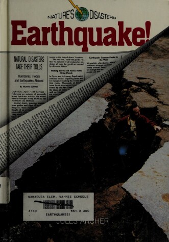 Book cover for Earthquake!