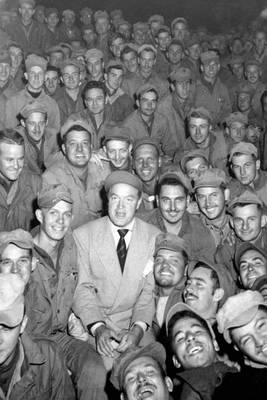 Book cover for Bob Hope and U S Marines in Korea