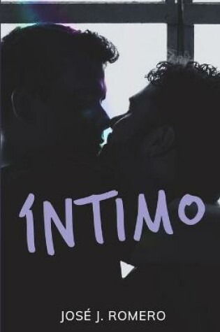 Cover of Íntimo