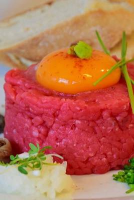 Book cover for Delicious Steak Tartare, for the Love of Food