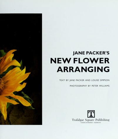Book cover for Jane Packer's New Flower Arranging