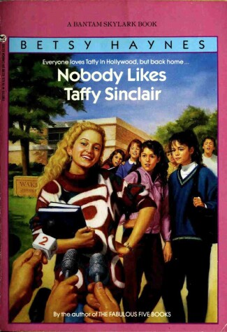 Book cover for Nobody Likes Taffy Sinclair