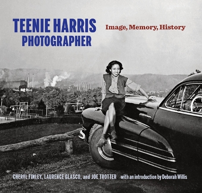 Book cover for Teenie Harris, Photographer