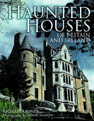 Book cover for Haunted Houses of Britain and Ireland