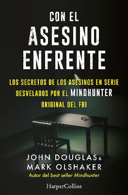 Book cover for Con el asesino enfrente