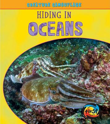 Book cover for Hiding in Oceans (Creature Camouflage)