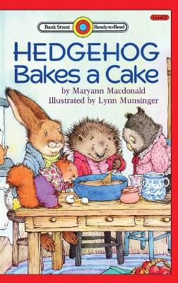 Book cover for Hedgehog Bakes a Cake