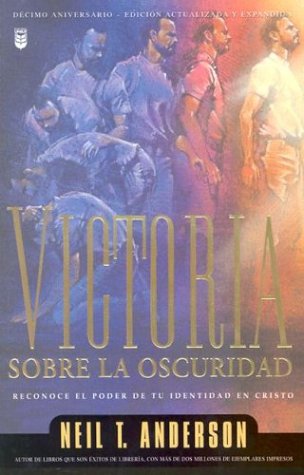 Book cover for Victoria Sobre La Oscuridad