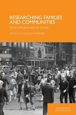 Book cover for Researching Families and Communities