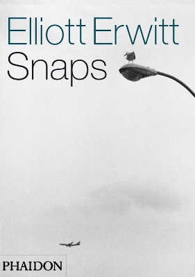 Book cover for Elliott Erwitt Snaps