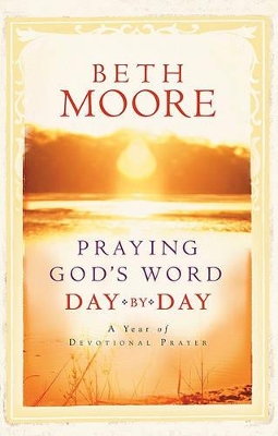 Book cover for Praying God's Word Day by Day