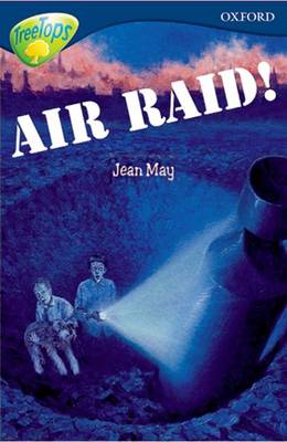 Book cover for Oxford Reading Tree: Level 14: Treetops: More Stories A: Air Raid!