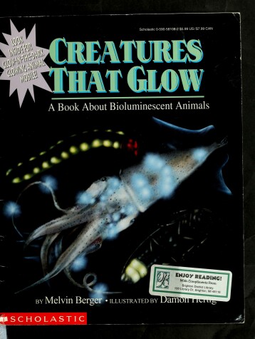 Book cover for Creatures That Glow