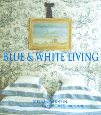 Book cover for Blue and White Living