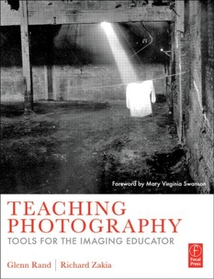 Book cover for Teaching Photography