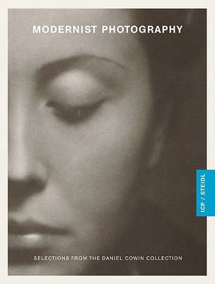 Book cover for Modernist Photography: The Daniel Cowin Collection