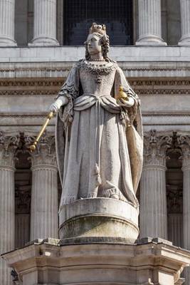 Book cover for Statue of Anne of Great Britain at St. Paul Cathedral in London England Journal