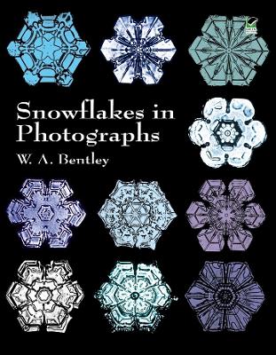 Book cover for Snowflakes in Photographs