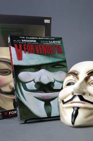 Cover of V For Vendetta Deluxe Collector Set