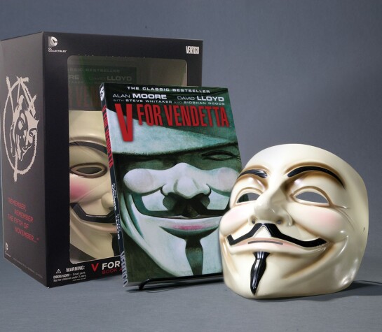 Book cover for V For Vendetta Deluxe Collector Set