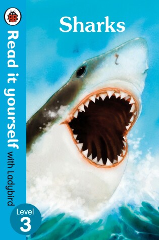 Cover of Read It Yourself with Ladybird Sharks