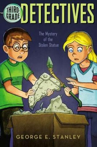 Cover of The Mystery of the Stolen Statue