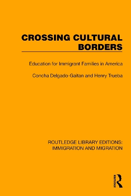 Book cover for Crossing Cultural Borders