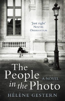 Book cover for The People in the Photo