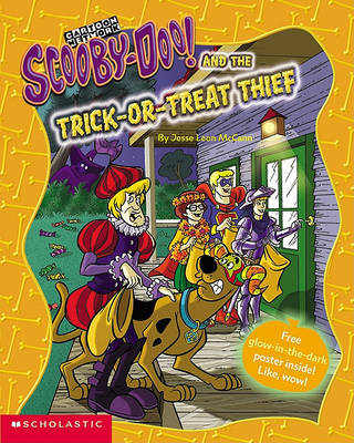 Book cover for Scooby-Doo! and the Trick-or-Treat Thief