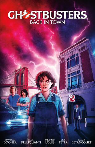 Book cover for Ghostbusters Volume 1: Back in Town