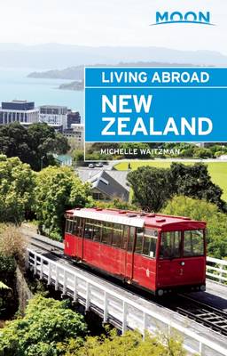 Cover of Moon Living Abroad New Zealand