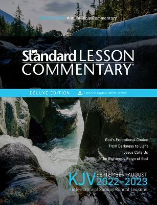 Book cover for KJV Standard Lesson Commentary(r) Deluxe Edition 2022-2023