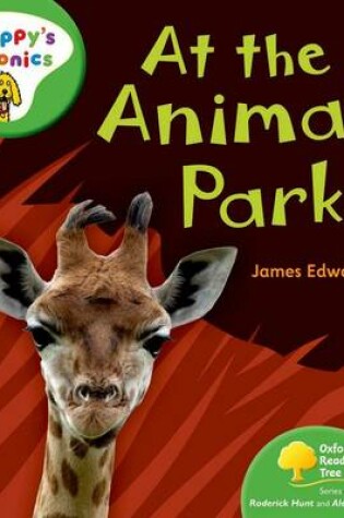 Cover of Oxford Reading Tree: Stage 2: Floppy's Phonics Non-fiction: at the Animal Park