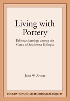 Book cover for Living with Pottery