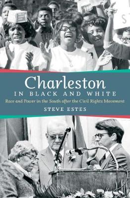 Book cover for Charleston in Black and White