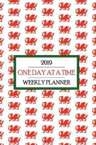 Cover of 2019 One Day at a Time Weekly Planner