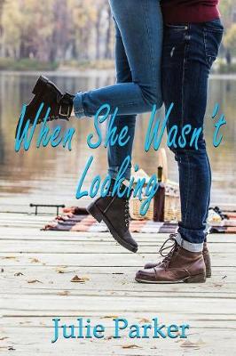 Book cover for When She Wasn't Looking
