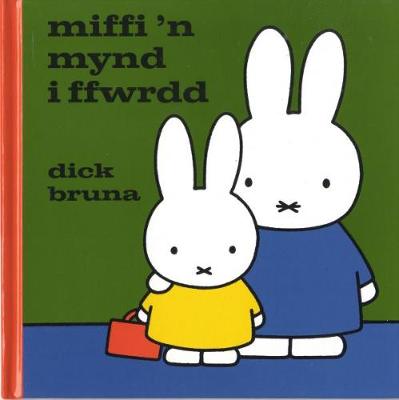 Book cover for Miffi'n Mynd i Ffwrdd