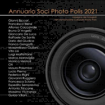 Cover of Annuario Soci Photo Polis 2021